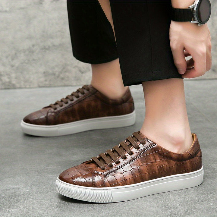 JULIAN SINCLAIR LEATHER SNEAKERS